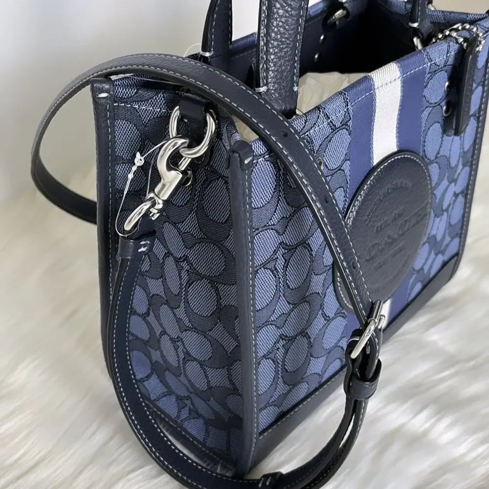 NWT Coach Dempsey Tote Bag 22 In Signature Jacquard With Stripe And Coach Patch - Picture 9 of 13